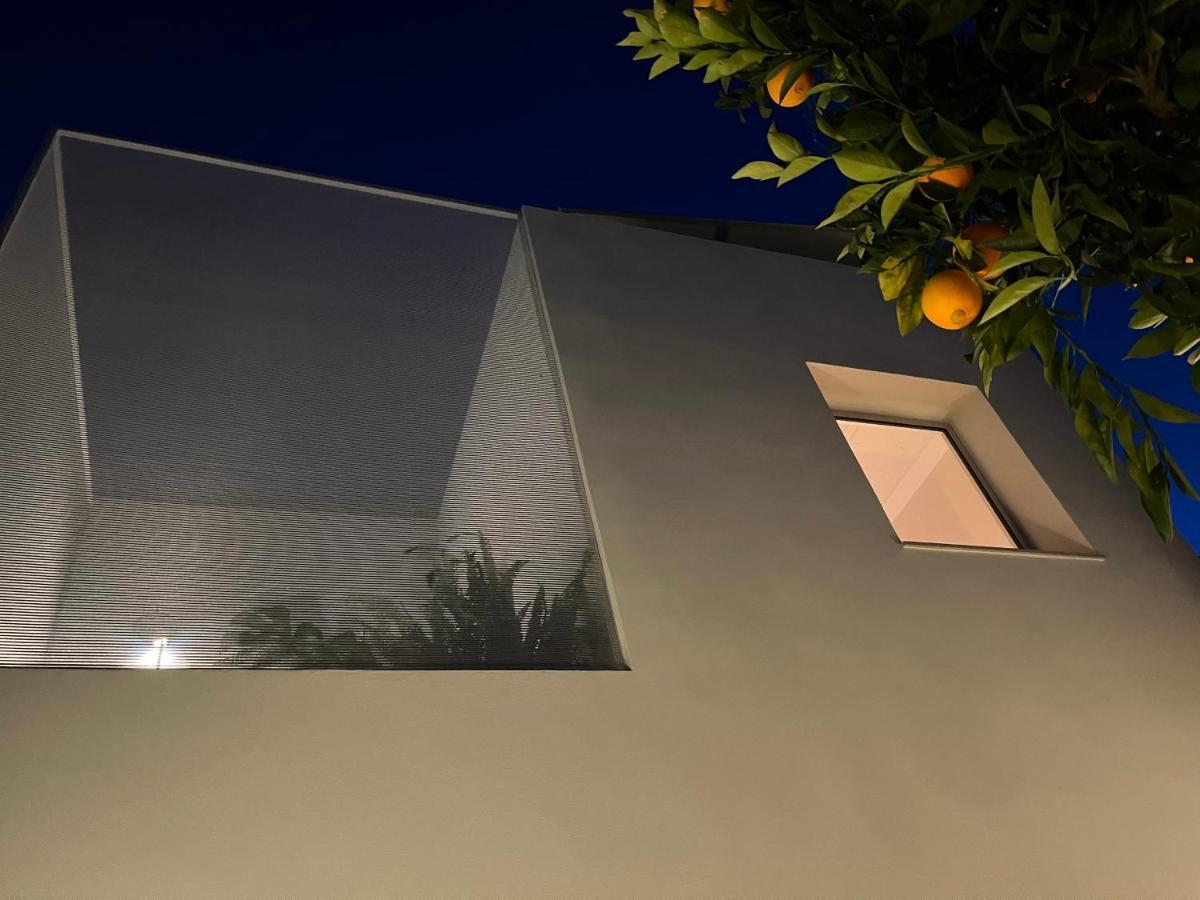 Design & Art, Patio With Orange Tree, Near Seville Carrion de Los Cespedes Экстерьер фото